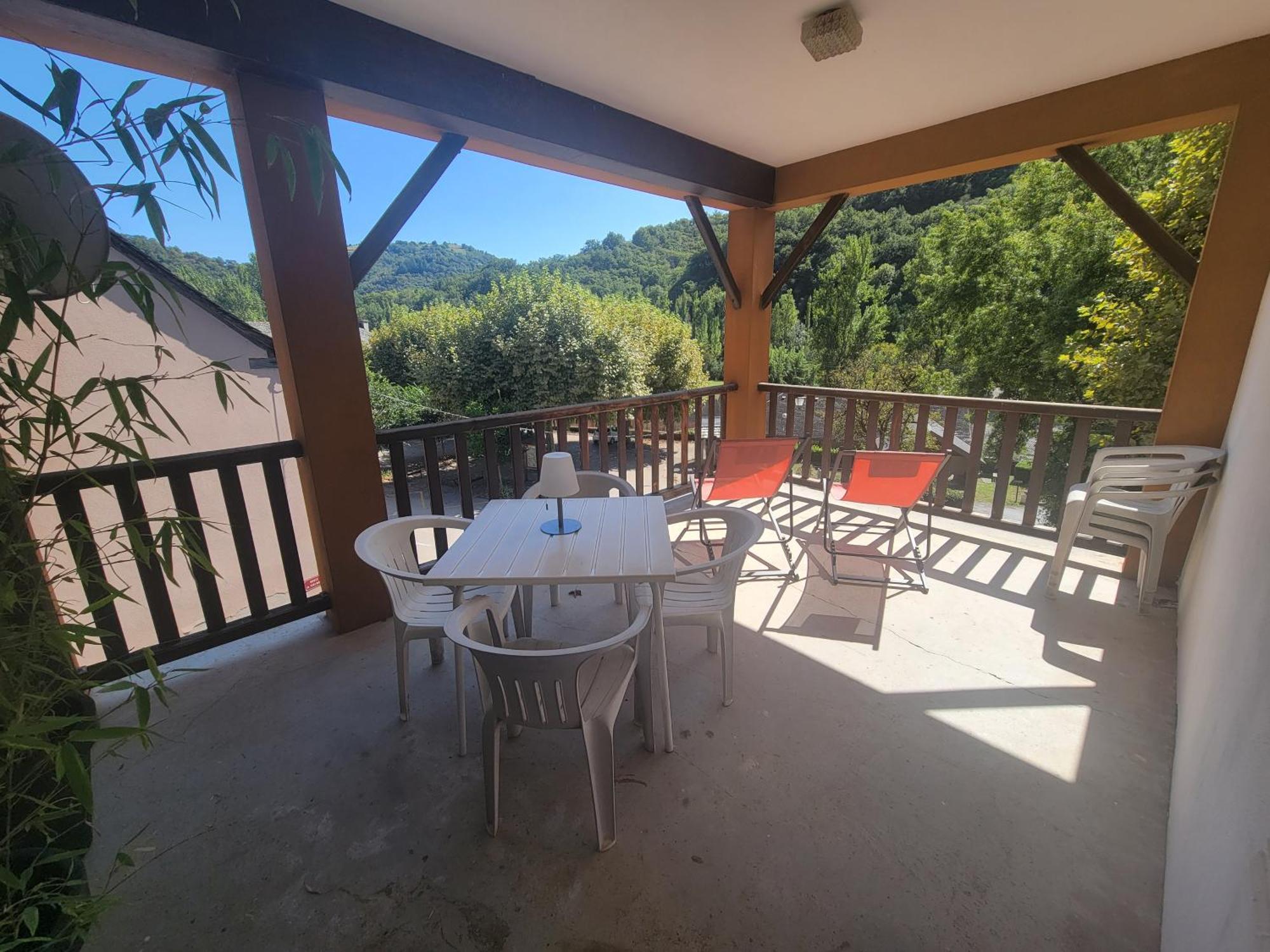 Aux Gorges Du Dourdou Hotell Conques-en-Rouergue Exteriör bild